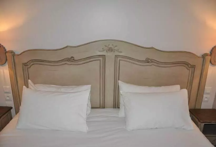 هتل The Originals Boutique, Hôtel Les Poèmes De Chartres