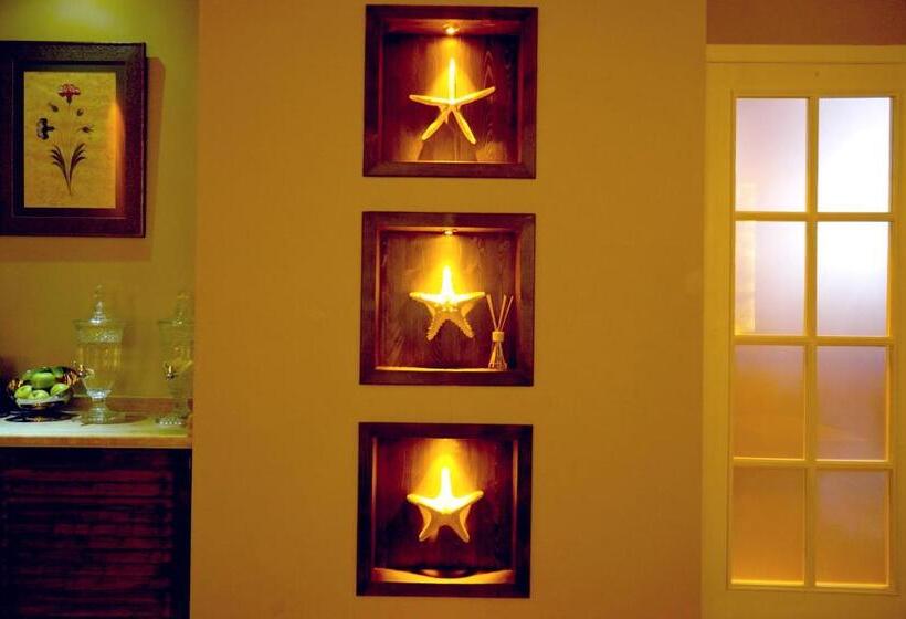 Yacht Classic Hotel   Boutique Class