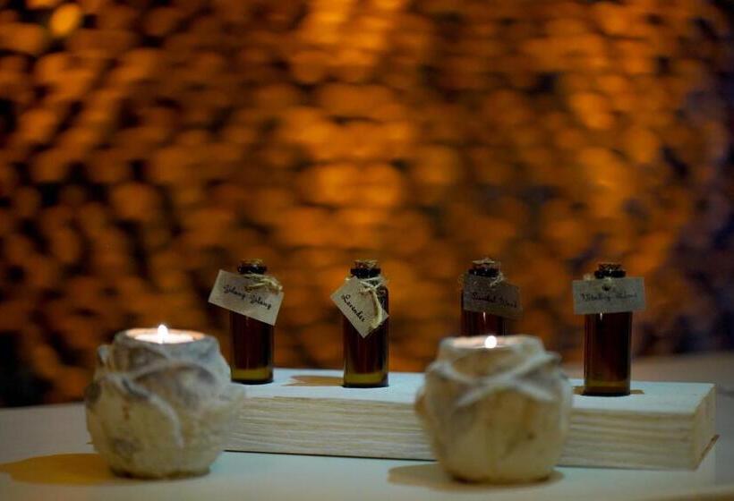 Yacht Classic Hotel   Boutique Class