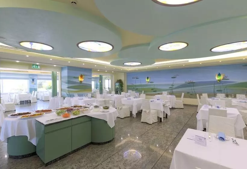 リゾートホテル Royal