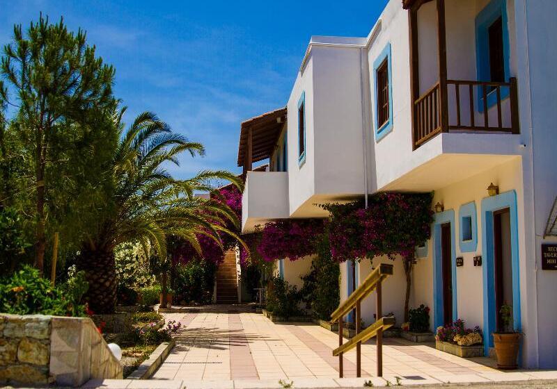 Spiros Soula Family Hotel & Apartments