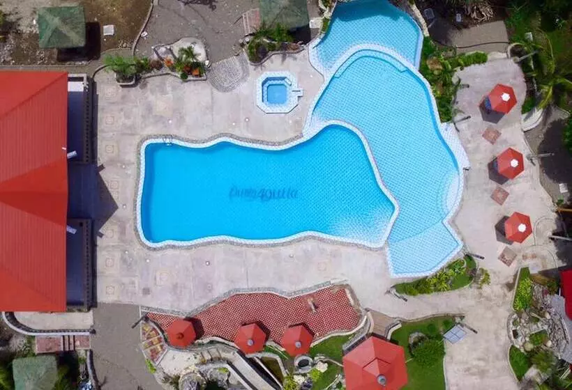 Hotelli Punta Aguila Resort &