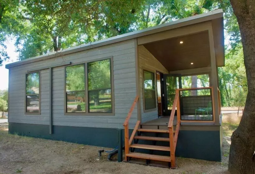 Hotelli Sierra Meadows