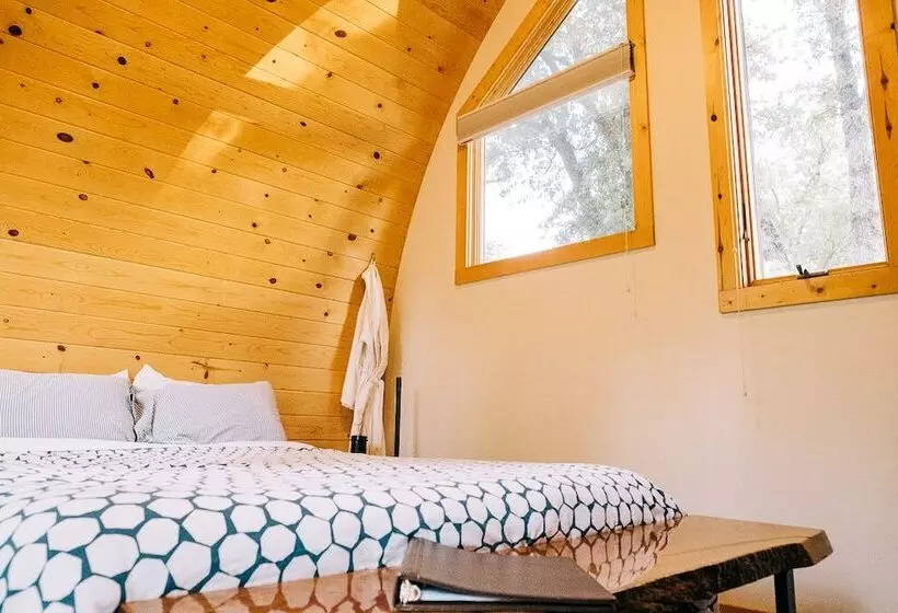 Hotelli Sierra Meadows