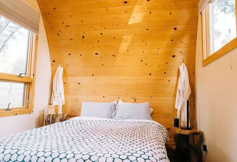 Hotelli Sierra Meadows