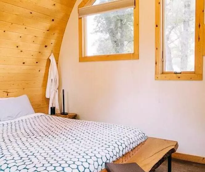 Hotelli Sierra Meadows