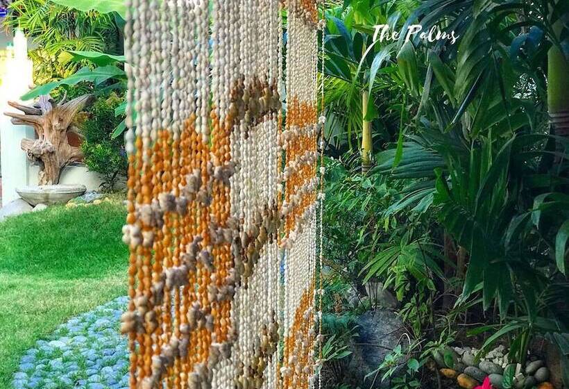 فندق The Palms Resort & Bar