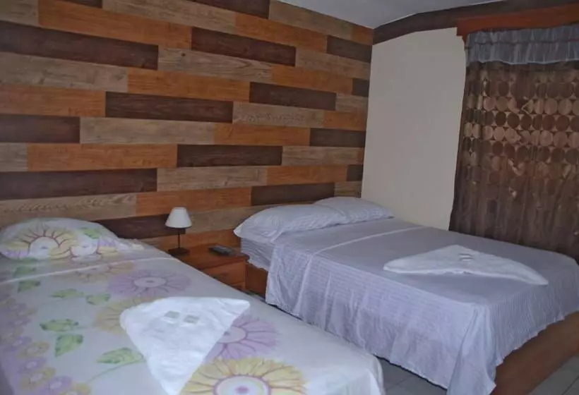 ホテル Hostal Doraz
