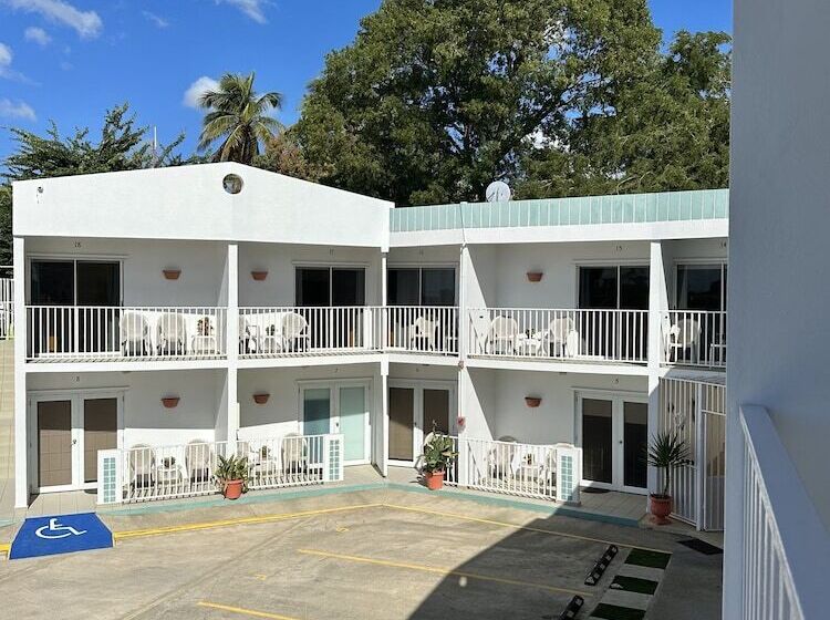 Nautilus By La Jamaca Hotels Downtown La Parguera