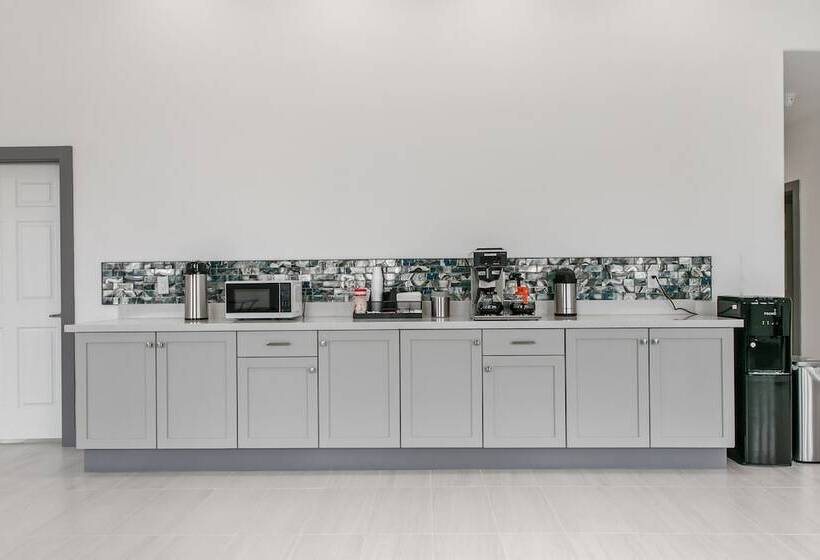 فندق El Delfin Lodge