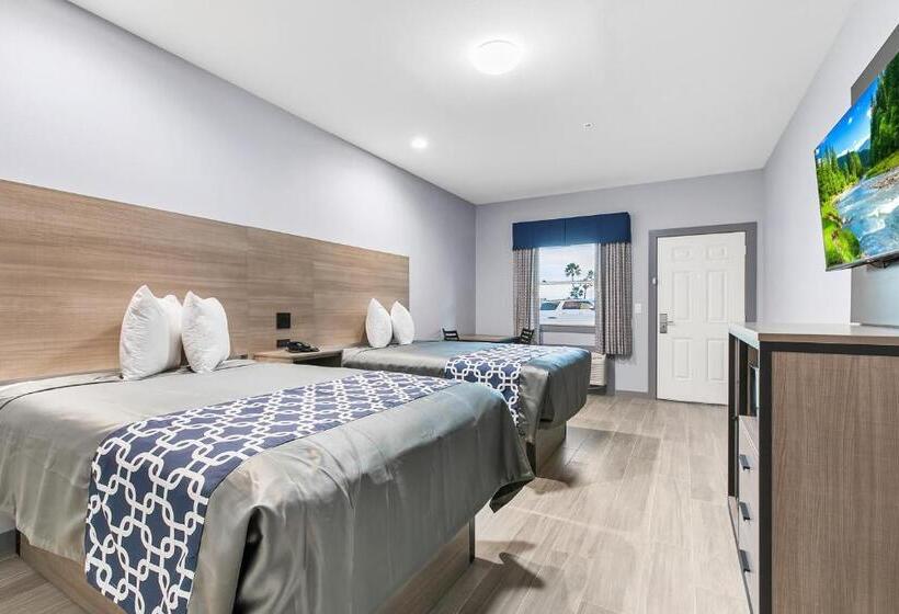 فندق El Delfin Lodge