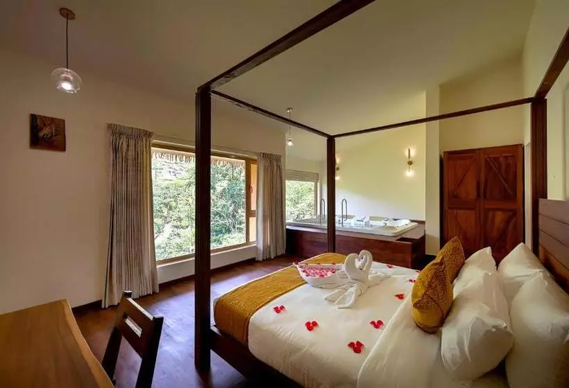 Maple Ash Resort