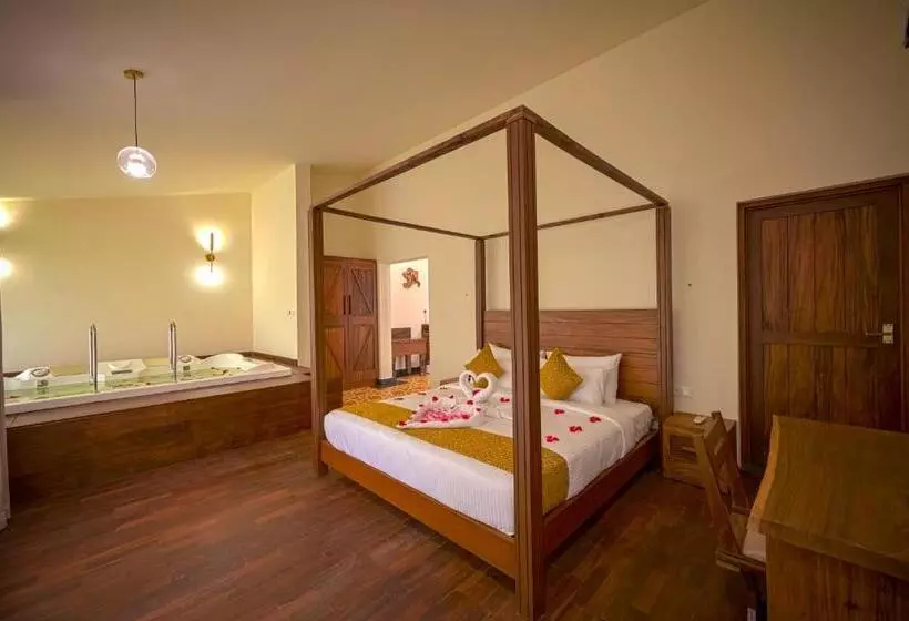 Maple Ash Resort