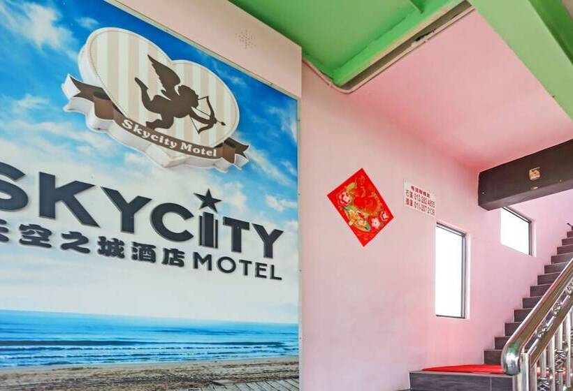 Oyo 90474 Skycity Motel