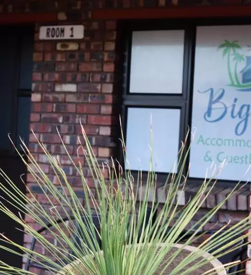 ペンション Big D Accommodation & Guesthouse