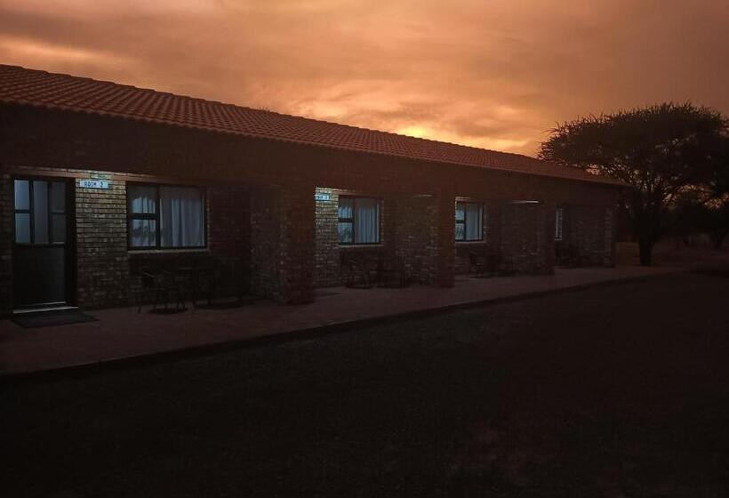 פנסיון Big D Accommodation & Guesthouse