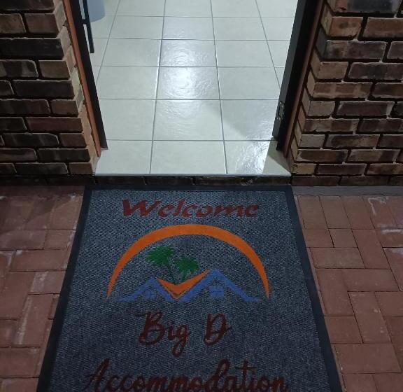 פנסיון Big D Accommodation & Guesthouse