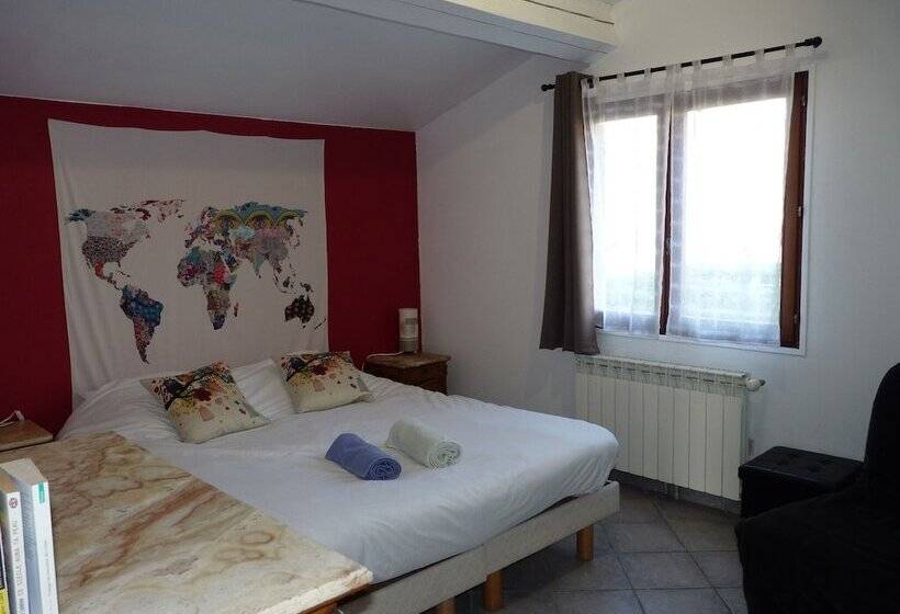 بنسيون Le Bosquet Fruité Chambres D Hôtes En Provence Occitane