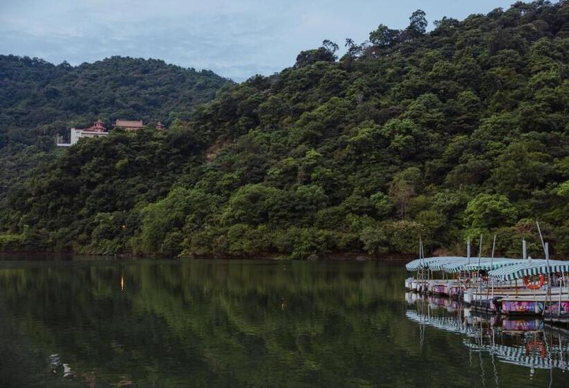 تختخواب و صبحانه Dao Villa