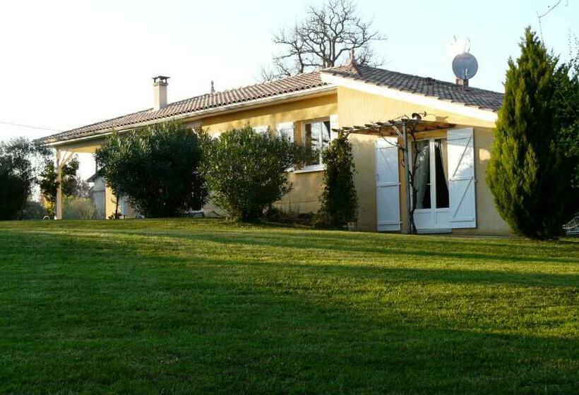 تختخواب و صبحانه Au Bras D Argent Léa Et Vincent