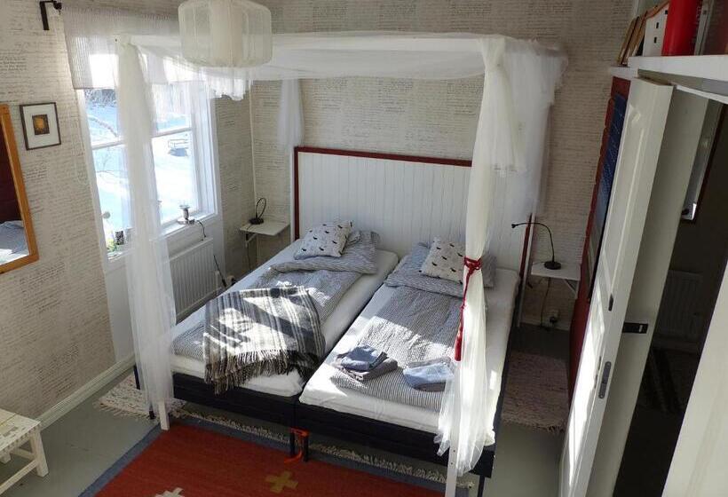 Bed and Breakfast Lugnet I Oslättfors