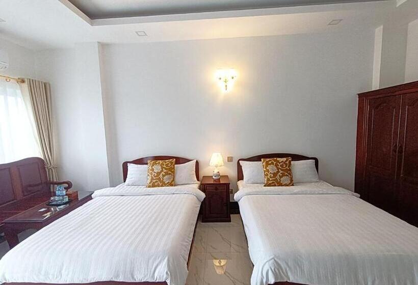 Bella Hotel Kampot