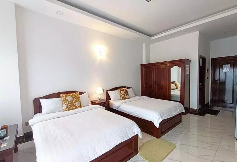 Bella Hotel Kampot