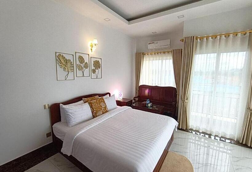 Bella Hotel Kampot