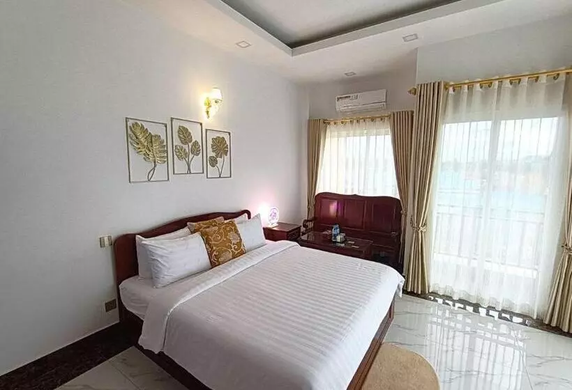 Bella Hotel Kampot