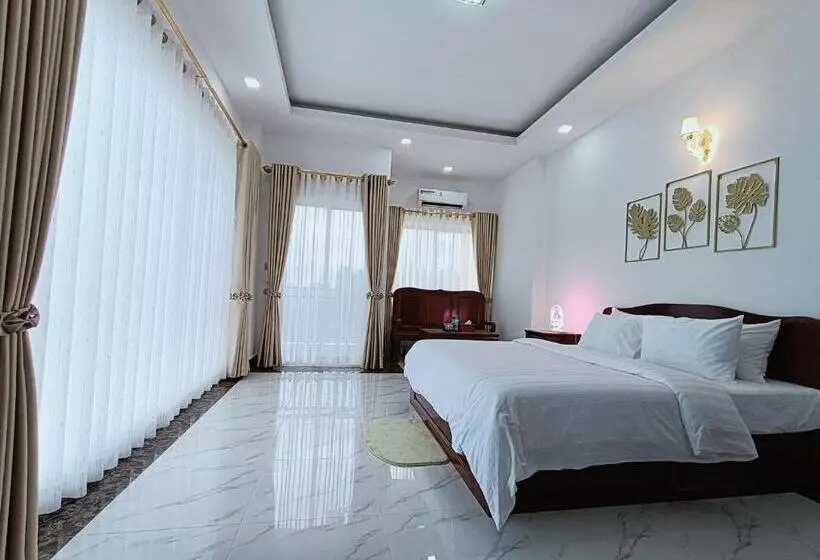 Bella Hotel Kampot