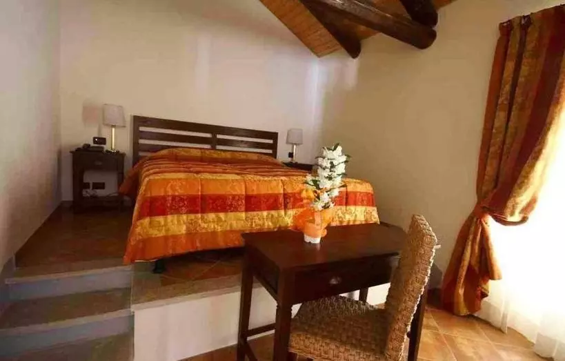 Hotelli Cascina Domina