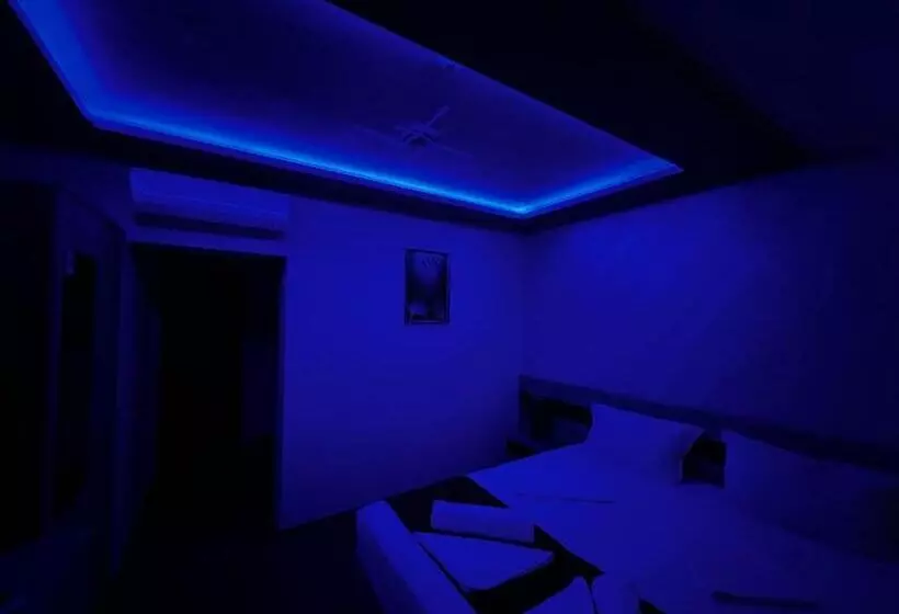 هتل Central