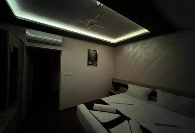 هتل Central