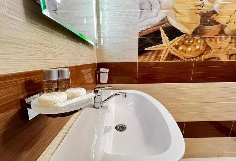 هتل Central