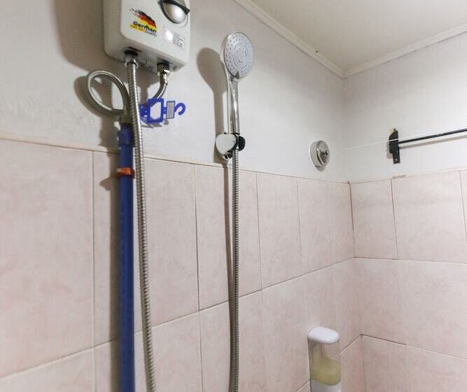 酒店 Busline Apartelle