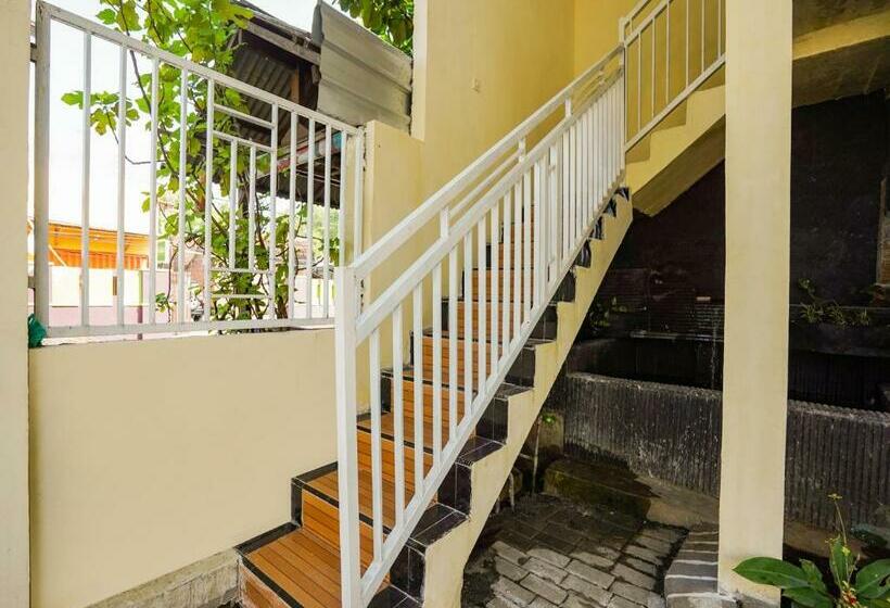 Hotel Reddoorz Syariah Near Alun Alun Pasuruan