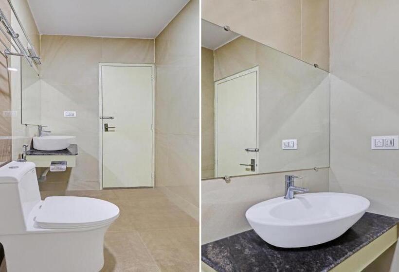 호텔 Treebo Aall Season