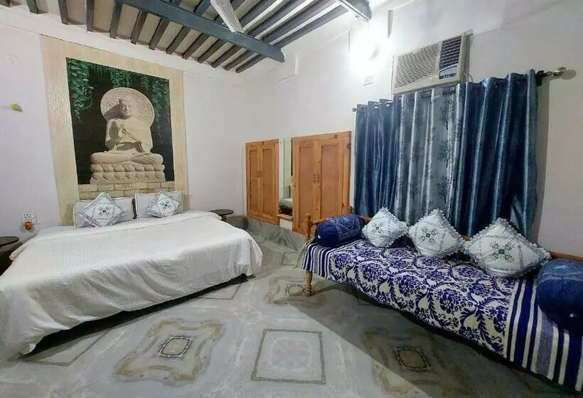 ホテル Virasat E Punjab  Farmstay Amritsar