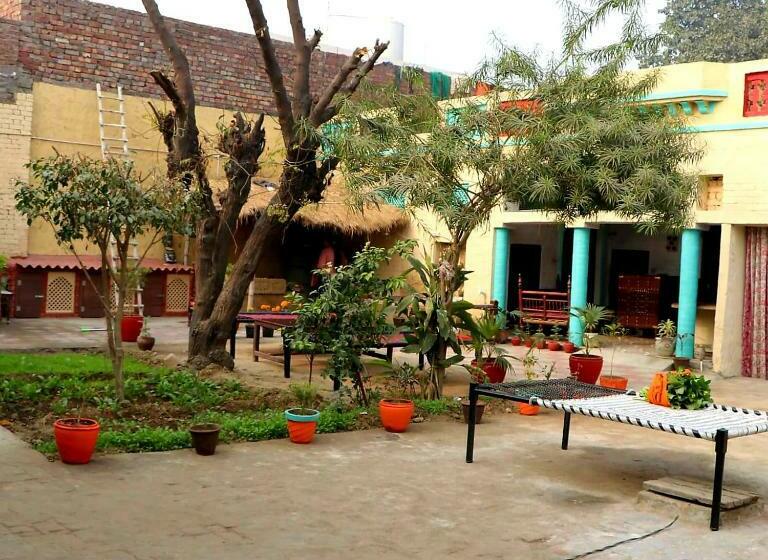 בית מלון כפרי Virasat E Punjab  Farmstay Amritsar
