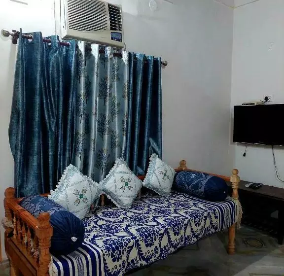 ホテル Virasat E Punjab  Farmstay Amritsar