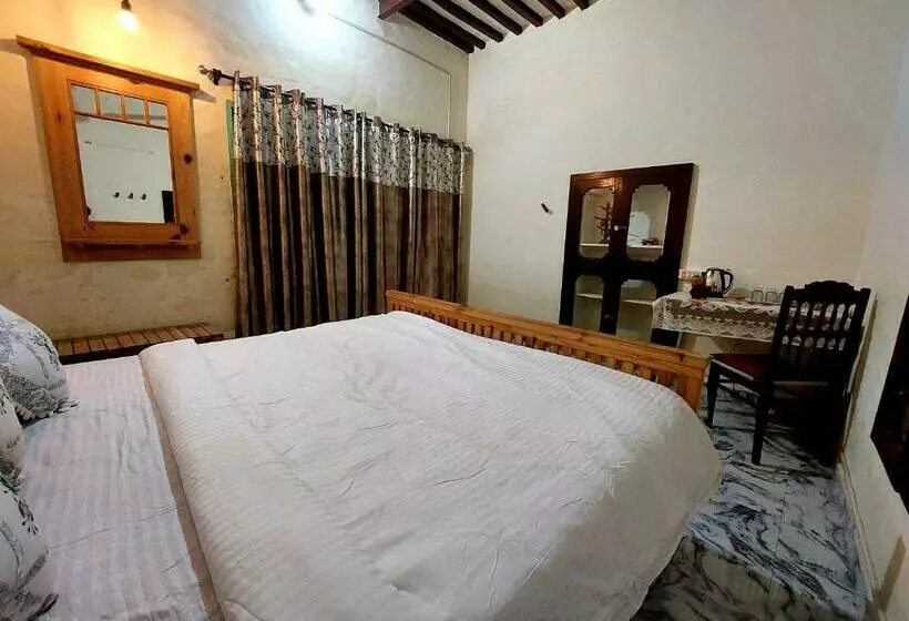 ホテル Virasat E Punjab  Farmstay Amritsar