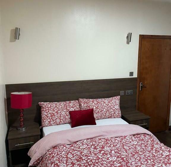 Пансион Plumstead Nky En Suite Apartments