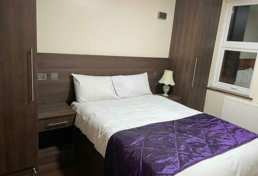 Пансион Plumstead Nky En Suite Apartments