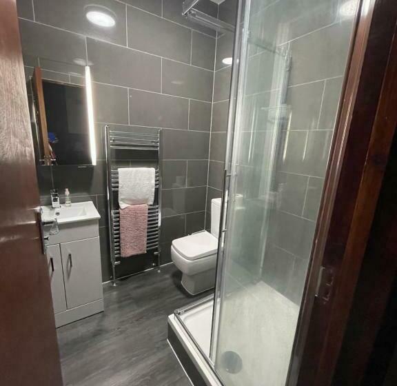 Пансион Plumstead Nky En Suite Apartments