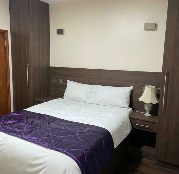 Пансион Plumstead Nky En Suite Apartments