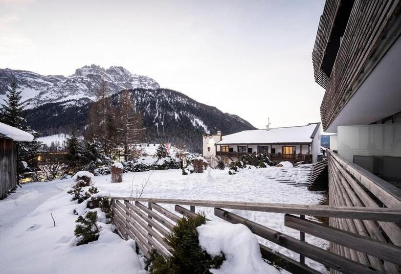 Residence Königswarte Strata