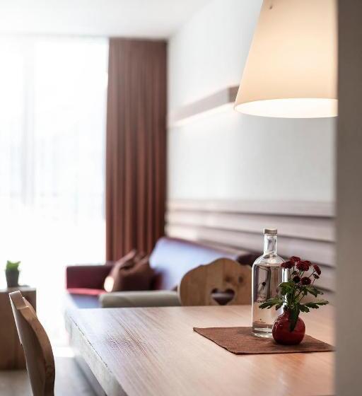 Residence Königswarte Strata