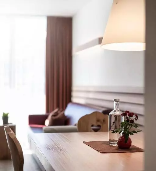 Residence Königswarte Strata