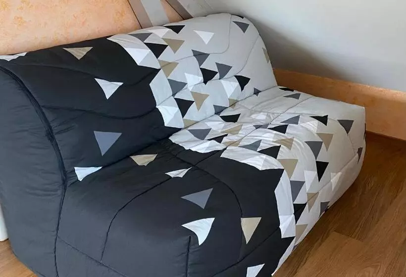 Aamiaismajoitus (B&B) Chambre D Hôtes Les Grillons