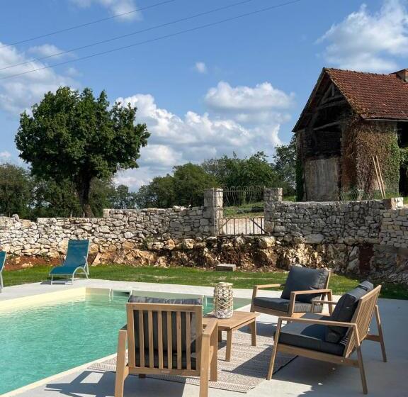 住宿加早餐  La Ferme De La Truffe Chambres D Hôtes